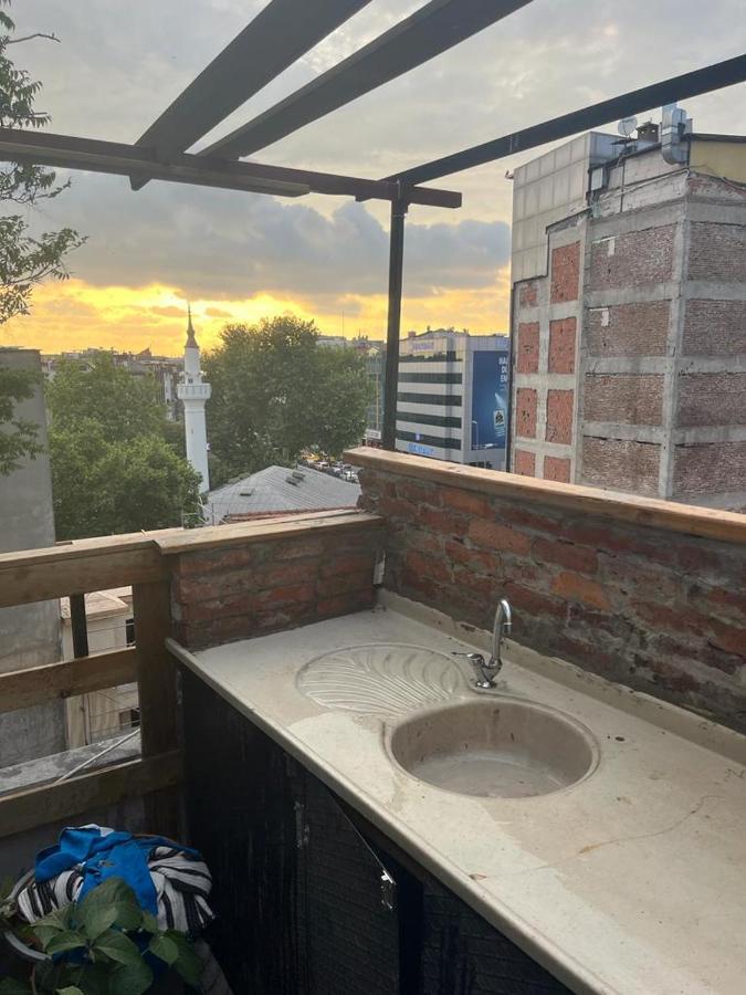 Central Apartment Kadikoy Terrace Bbq Close 2 Block Ferry Bull Metro Nighlife Istanbulská provincie Exteriér fotografie