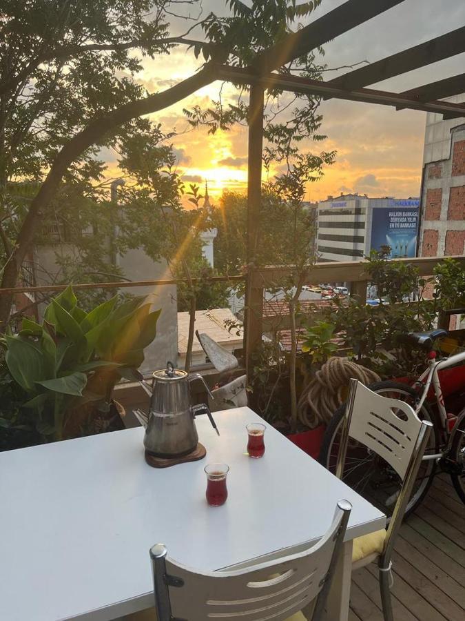 Central Apartment Kadikoy Terrace Bbq Close 2 Block Ferry Bull Metro Nighlife Istanbulská provincie Exteriér fotografie